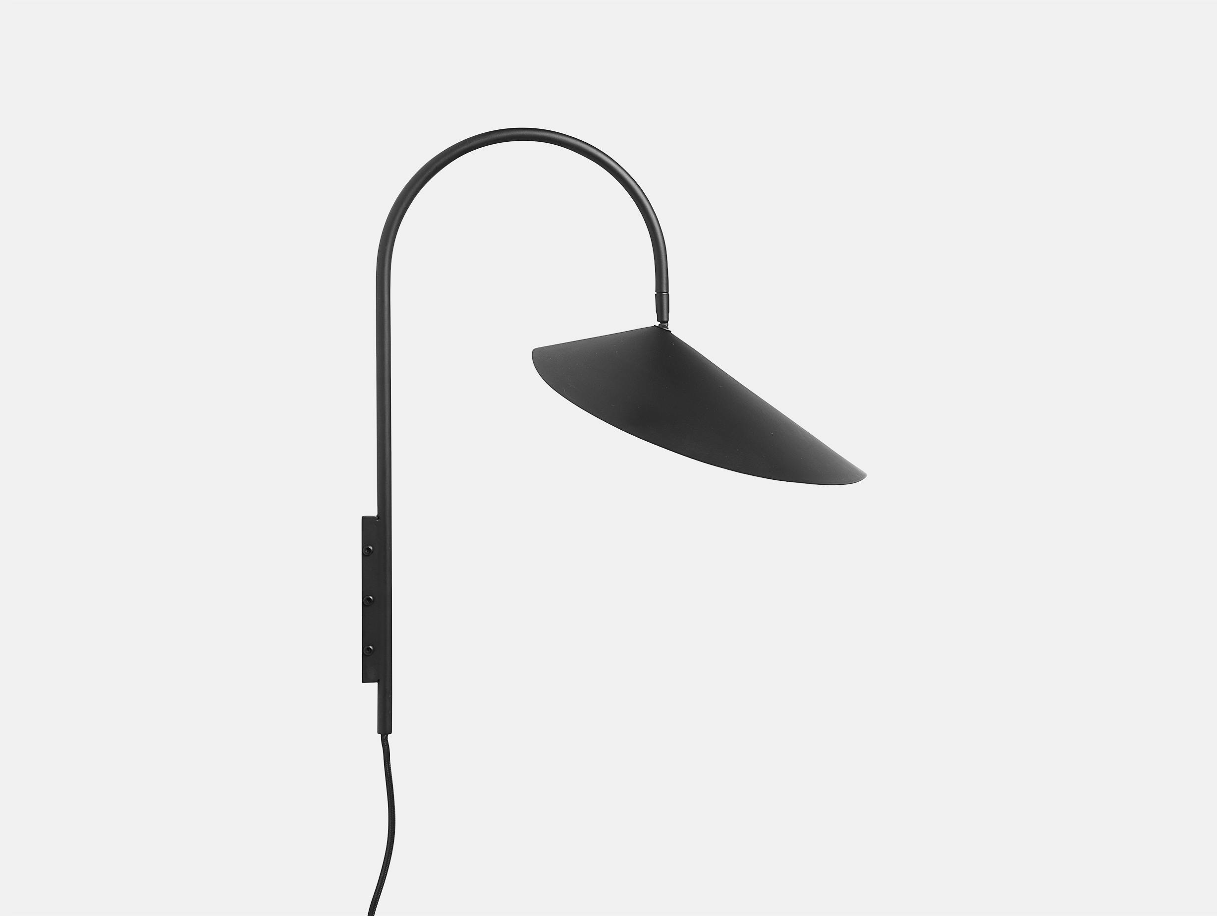 Fer living arum small wall lamp blk