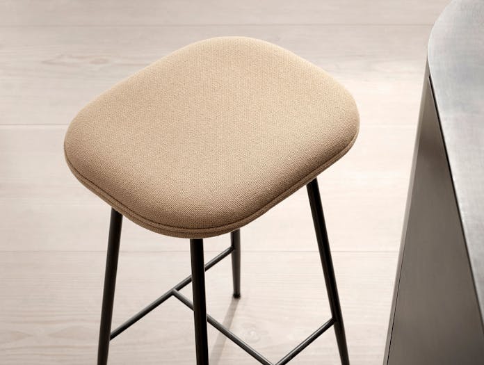 Fredericia Spine stool detail