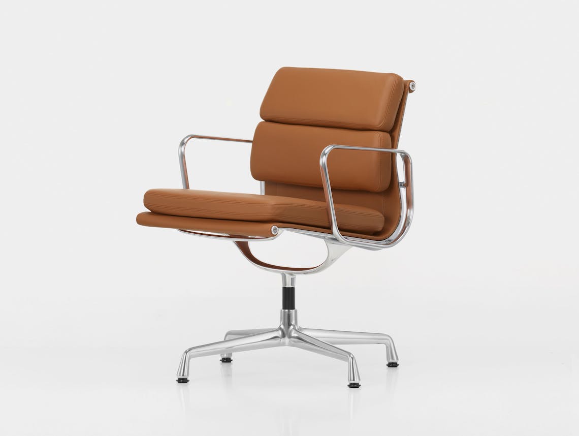 Vitra EA208 Soft Pad Group Chair polished alu cognac