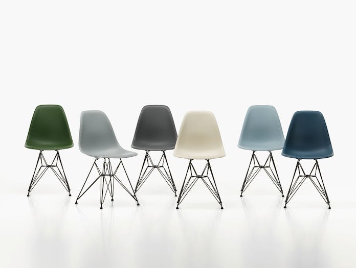 Vitra Eames Plastic Side Chair DSR Group 3