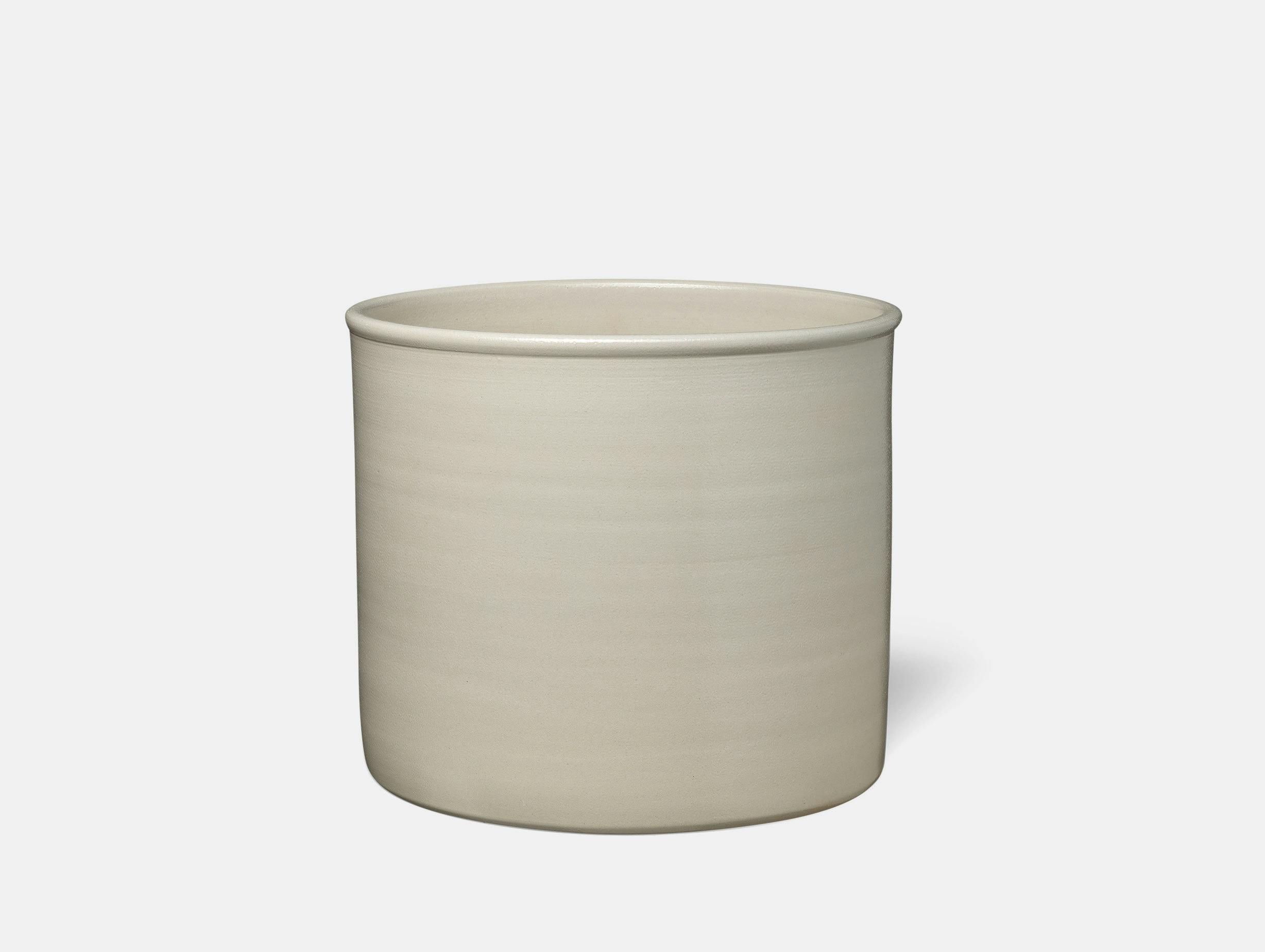 E15 Salina Stoneware Large Pot