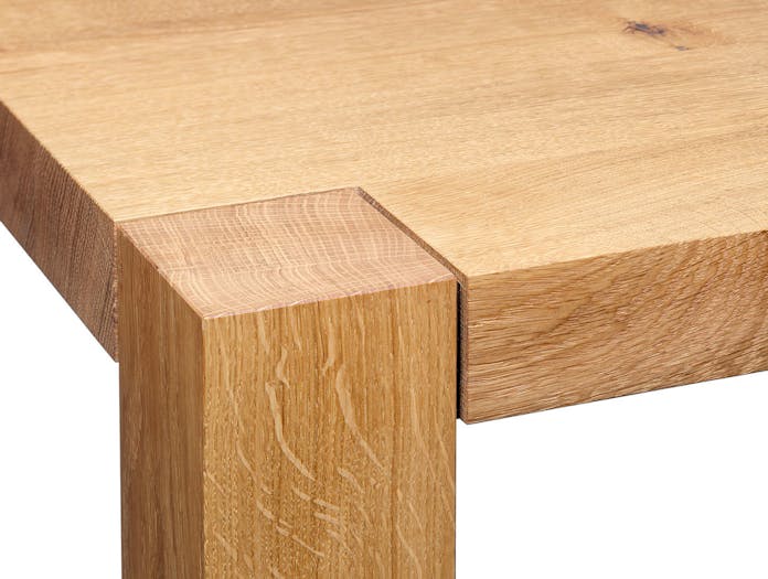 E15 Holborn Table Oak Detail Philipp Mainzer 2
