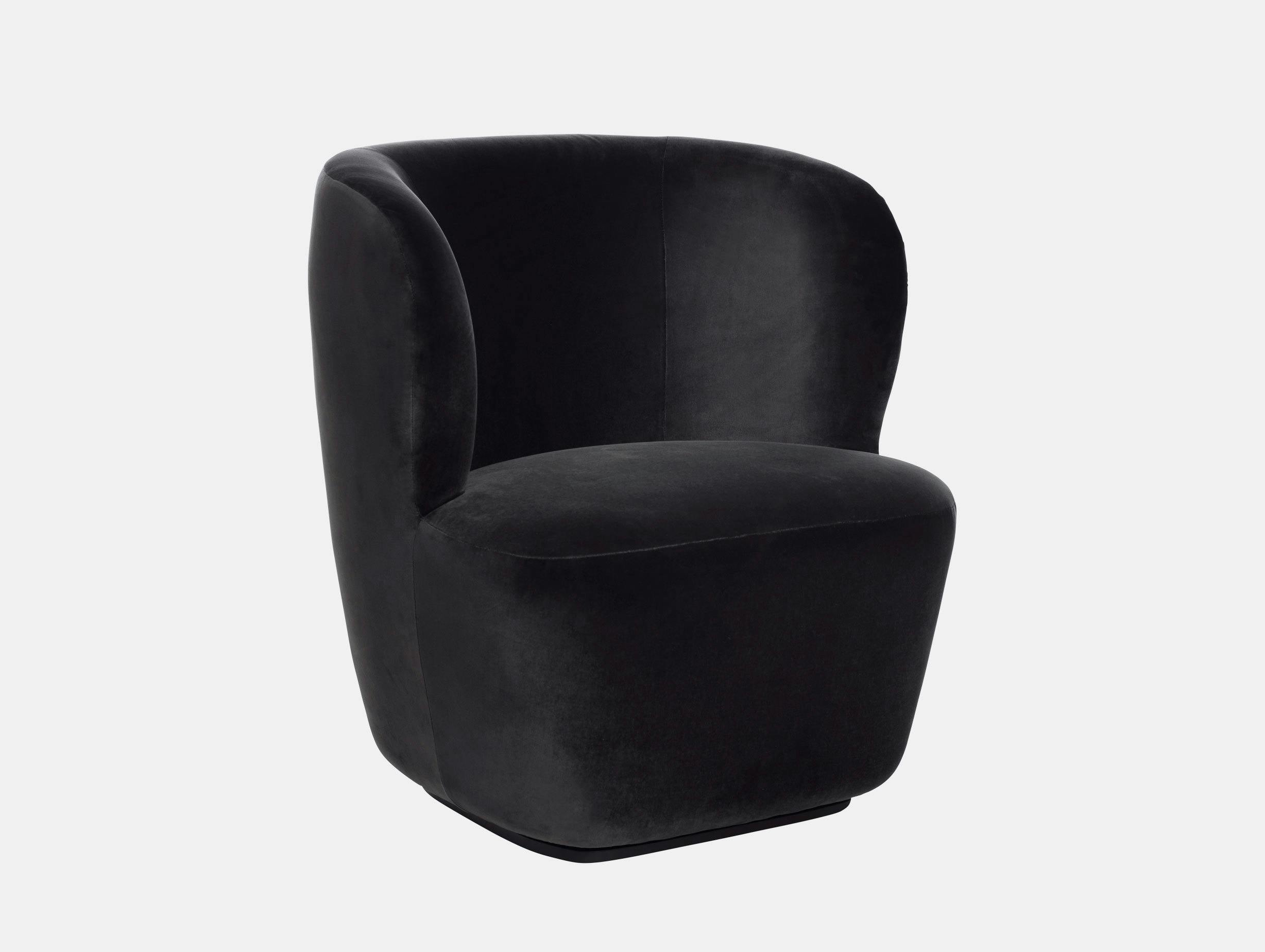 Gubi Stay Lounge Chair Velvet 130 Space Copenhagen