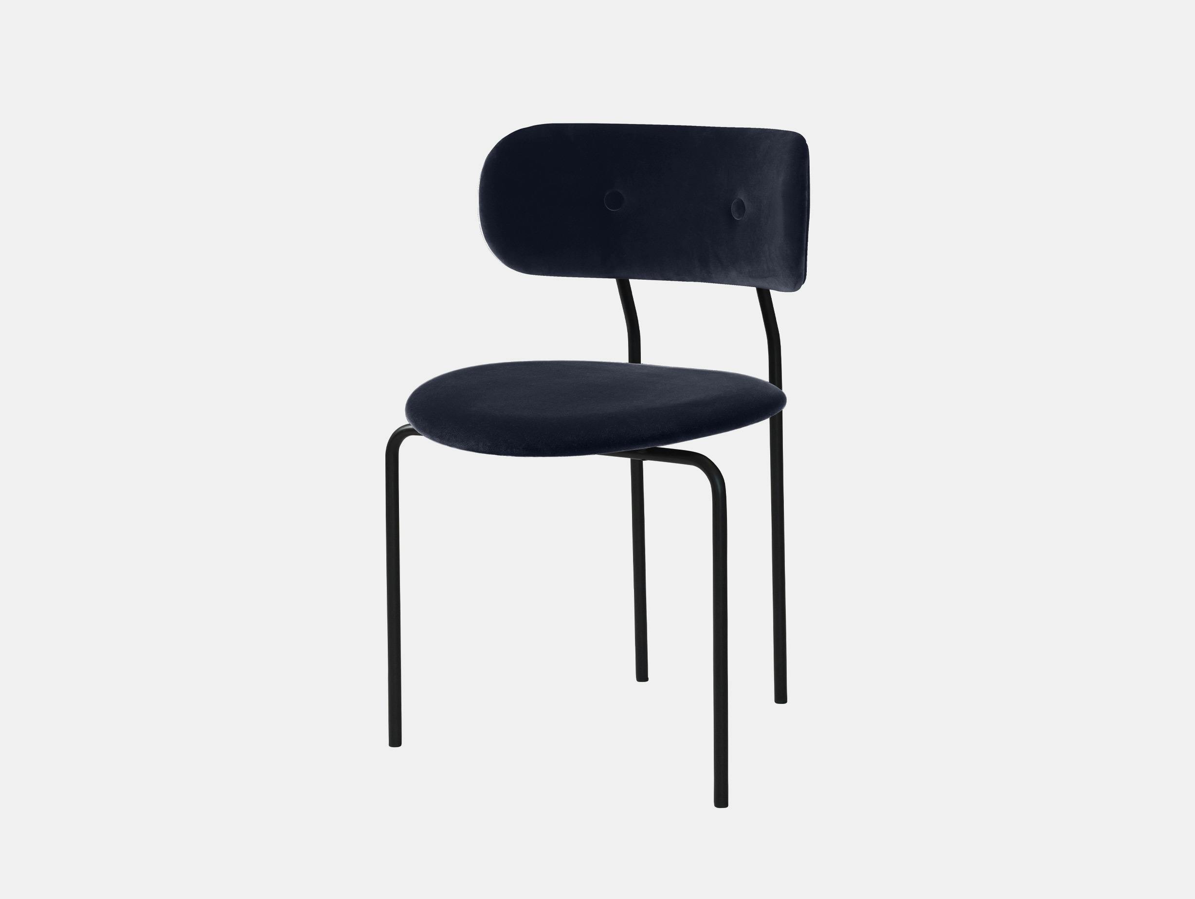 Gubi coco dining chair sapphire