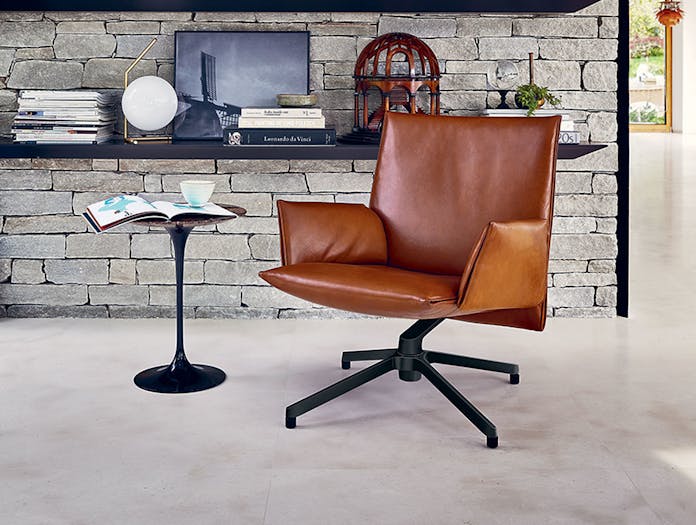 Knoll Pilot Chair Low Leather