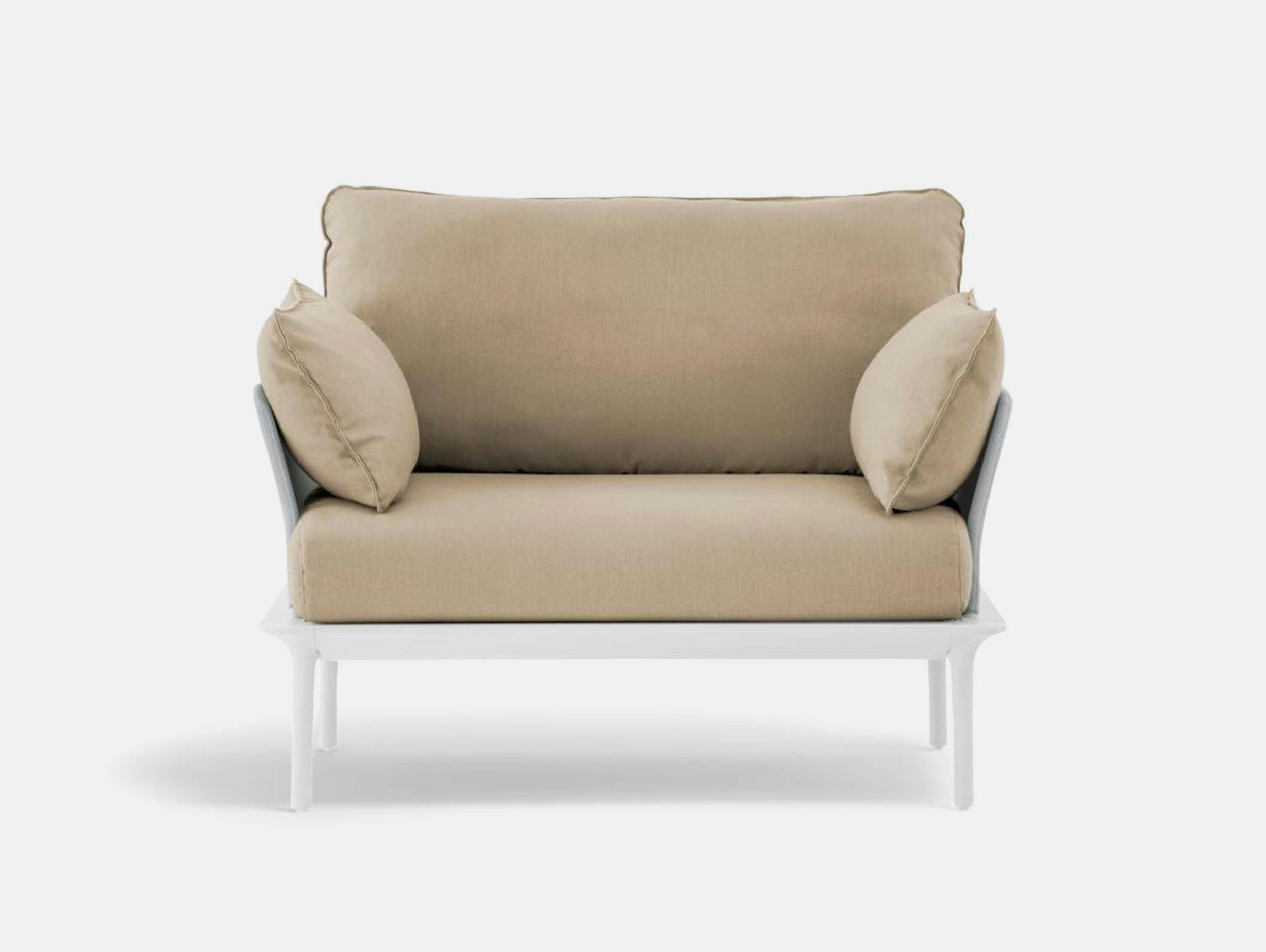 Pedrali patrick jouin reva outdoor lounge BI100E Frame, GC Textile Shell, D83 Upholstery