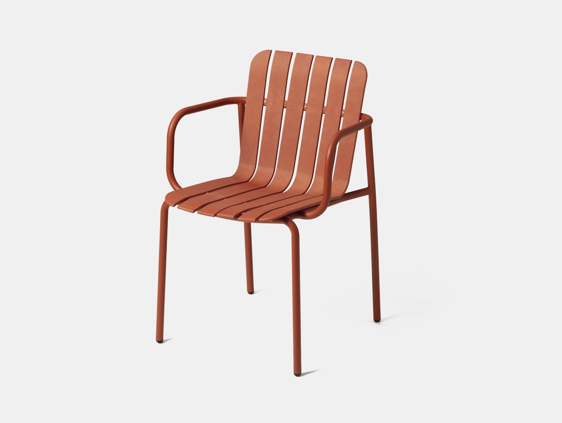 Very good and proper ac al latte chair brick red2