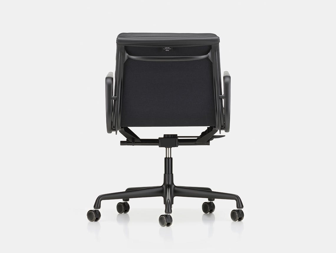 Vitra Soft Pad Group Chair black blk back Charles and Ray Eames